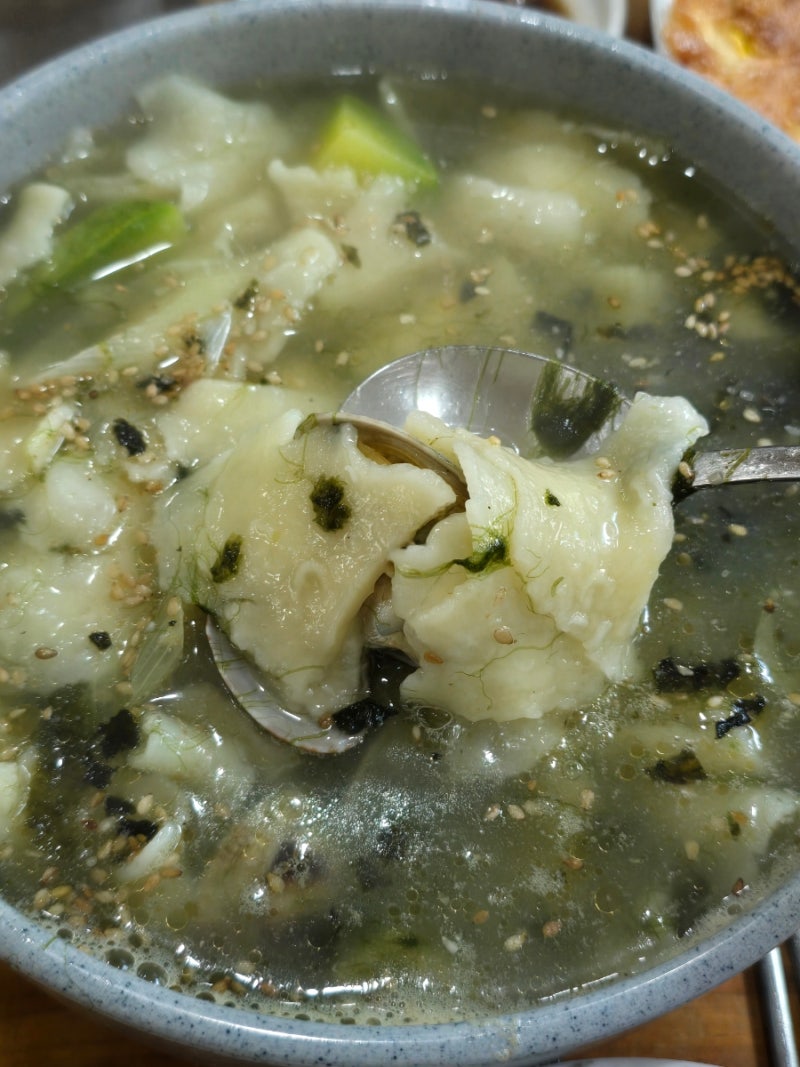 [포항 이동 맛집]칼국수, 수제비, 콩국수, 해물파전 맛집 "태평초"