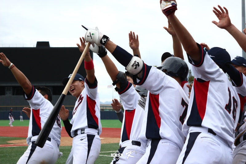 8년 만의 아시아 제패 한국 U-18 야구, 한국 청소년 야구 6전 전승 우승 일본 타선 완벽히 틀어....