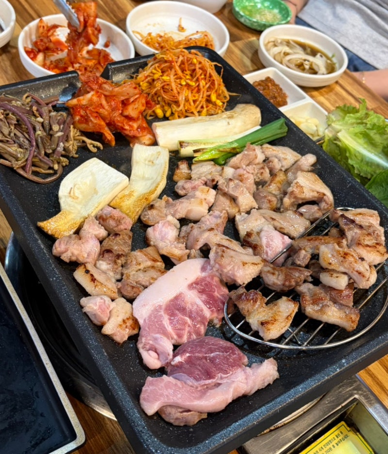 경북 경산시 옥곡동 824-7 옥산동 뒷고기 맛집 옥이네뒷고기