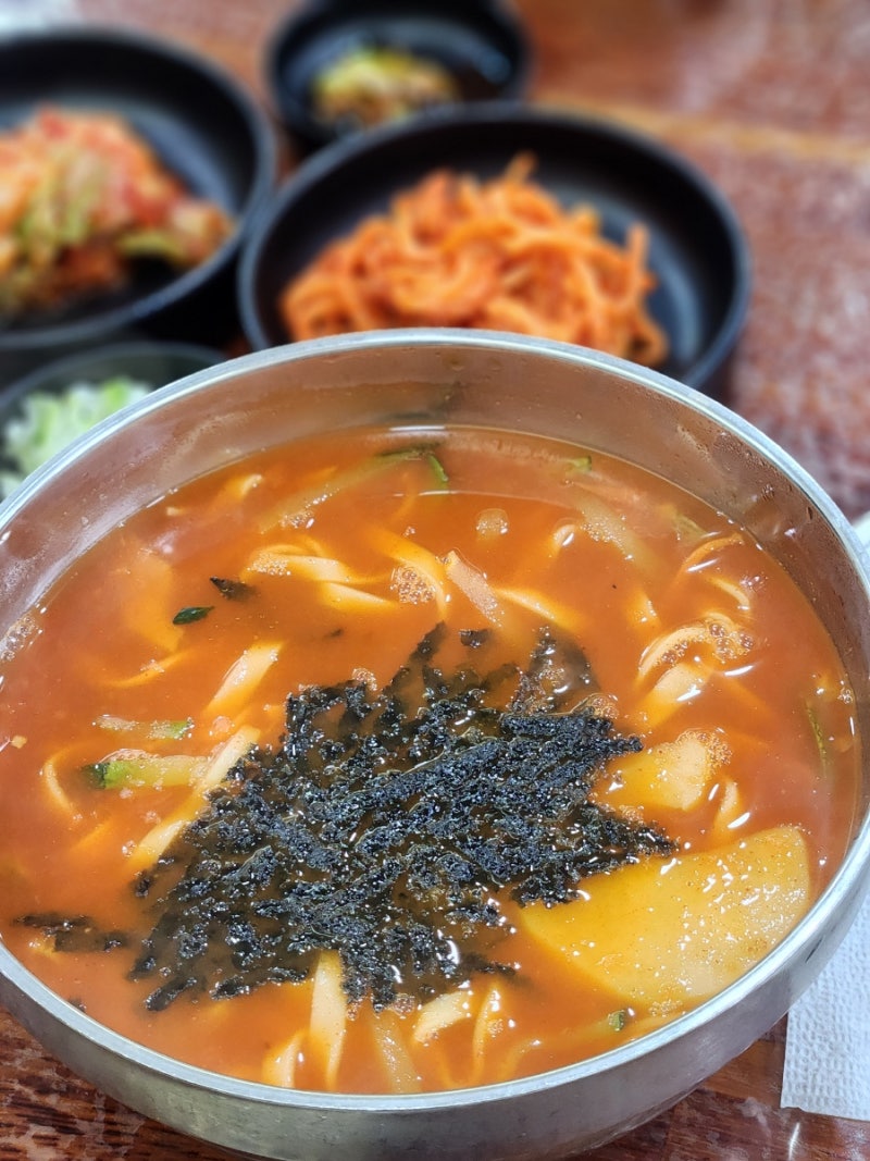 강원도 고성 아야진해수욕장 근처 맛집 수제비집 추천