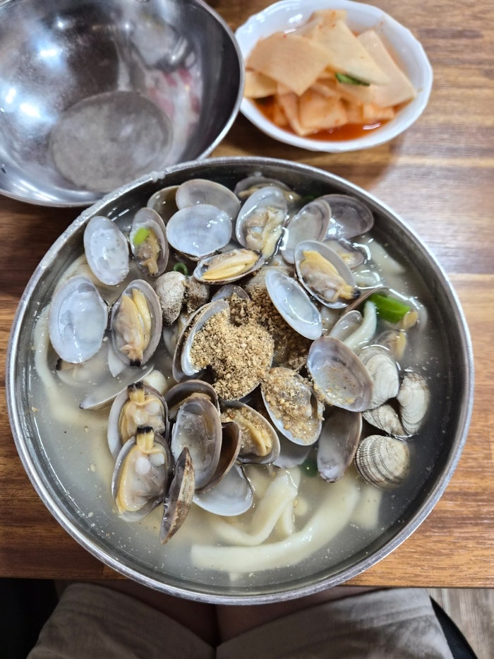 태안 서부시장 맛집 파전칼국수 4,000원