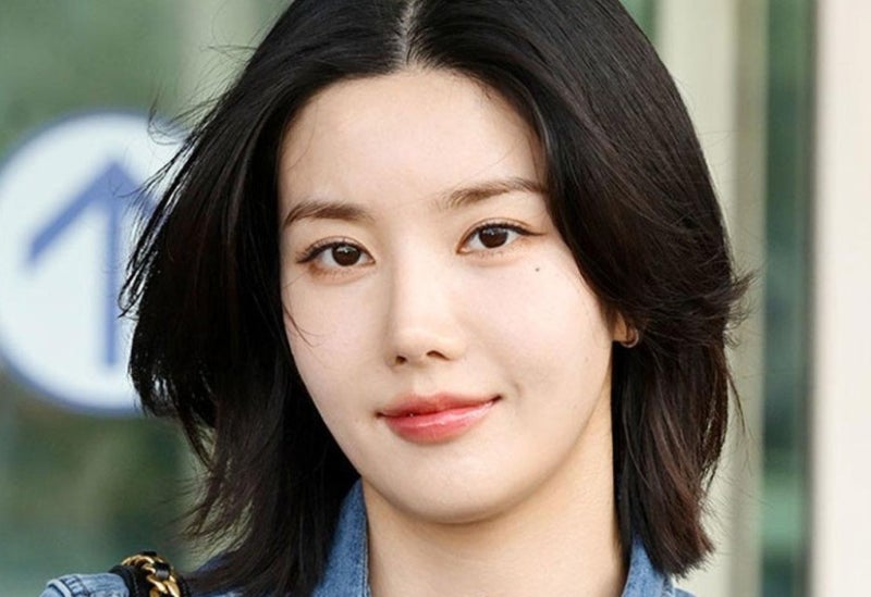 컴백 10일 만에 사고…권은비 팬사인회 당일 취소, 소속사가 밝힌 뜻밖의 결정