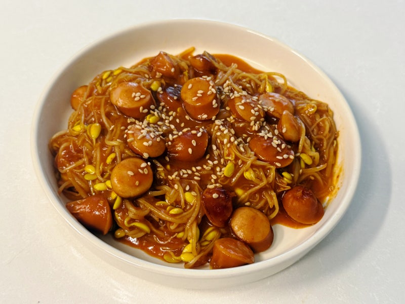 콩나물찜 레시피(+소세지를 곁들인), 매콤한 밥도둑 반찬 만들기