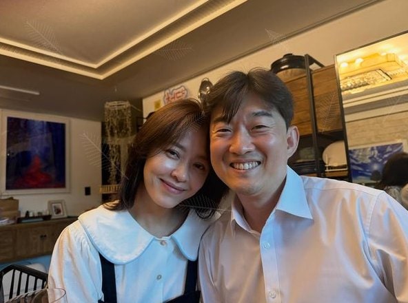 강성연 재혼 3년 만의 근황, 남편이 밝힌 첫 만남 장소에 "그럴 수가"…50살 동안 미모까지