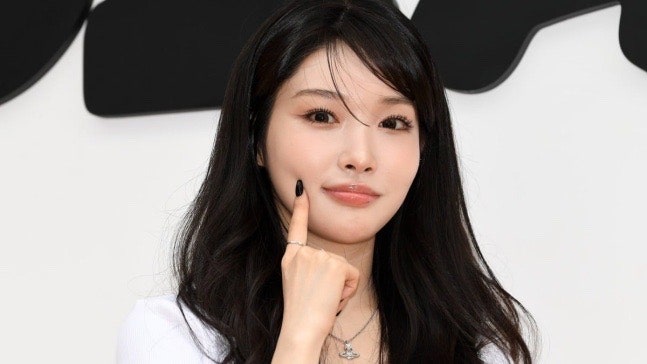 “3년 만에 결국 떠난다” 청하, 박재범 모어비전과 전속계약 종료