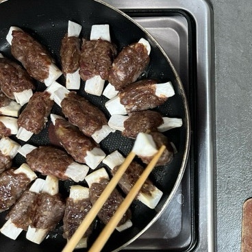 [집밥 레시피] 쫄깃함 폭발! 육즙 가득 새송이버섯 떡갈비 만들기