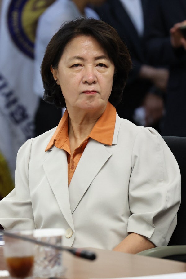 “재정 비상” 외치더니…추미애 12억 관사·새 관용차 논란의 진실