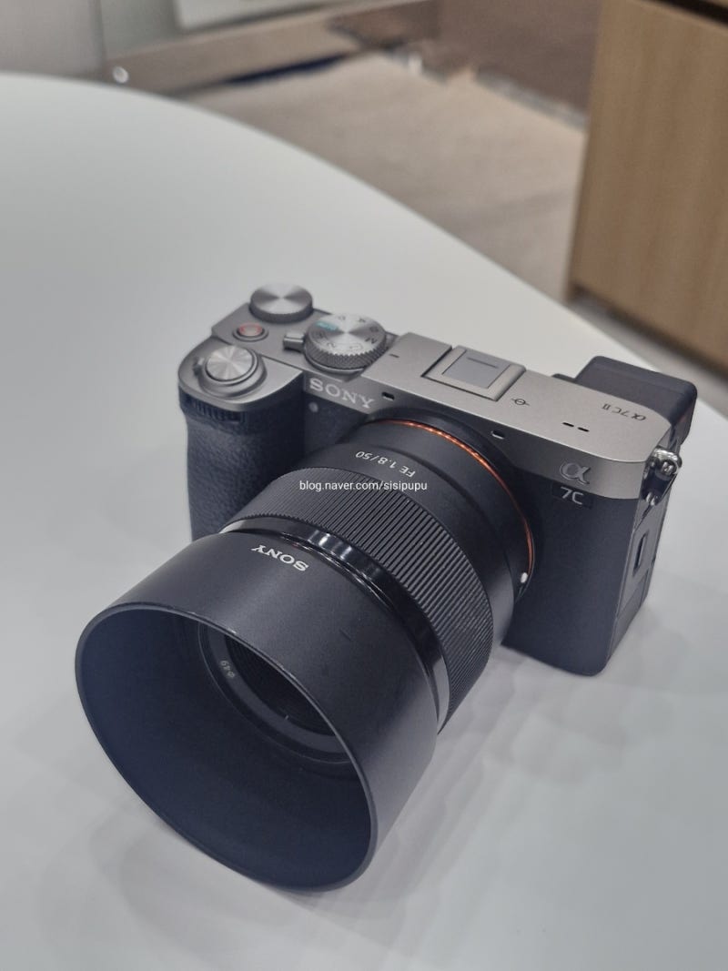 용산 중고 카메라 소니A6400 에서 소니A7c2 기변은 디지털나라