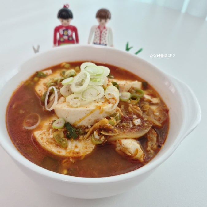 퇴근 후 후다닥 끓이는 대패삼겹 순두부찌개 레시피
