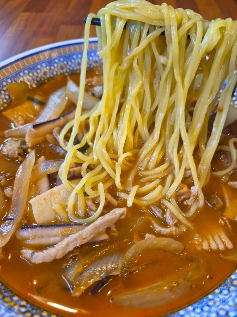 대구 달서구 짬뽕 맛집, 국물 한입 먹고 멈출 수 없었던 보배반점 본리점