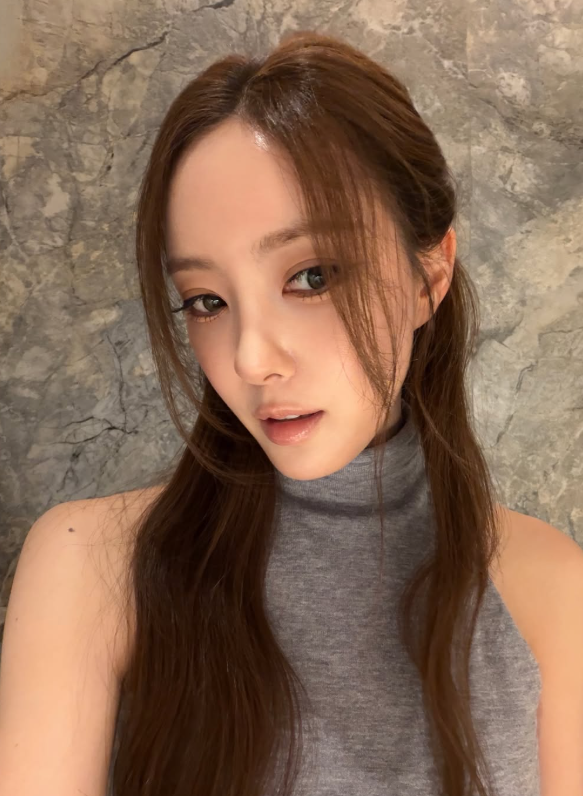 효민, 서울대 출신 10살 연상 금융맨 남편과의 첫 만남부터 결혼 이유까지 전격 공개! ✨