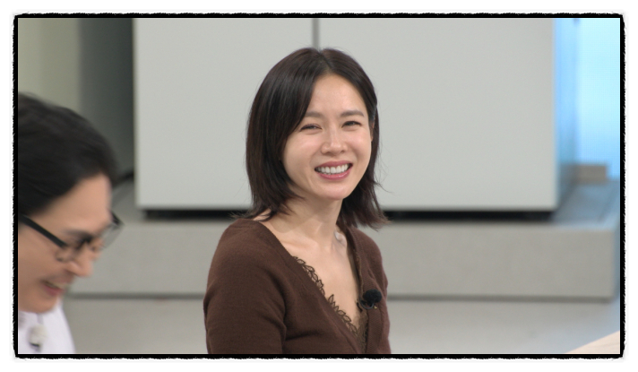 What's So Special About Son Ye-jin's Bread on 'Please Take Care of My Refrigerator'? The Jerusalem Artichoke Campagne is a Hot Topic, Even Her Clothes and Cardigan