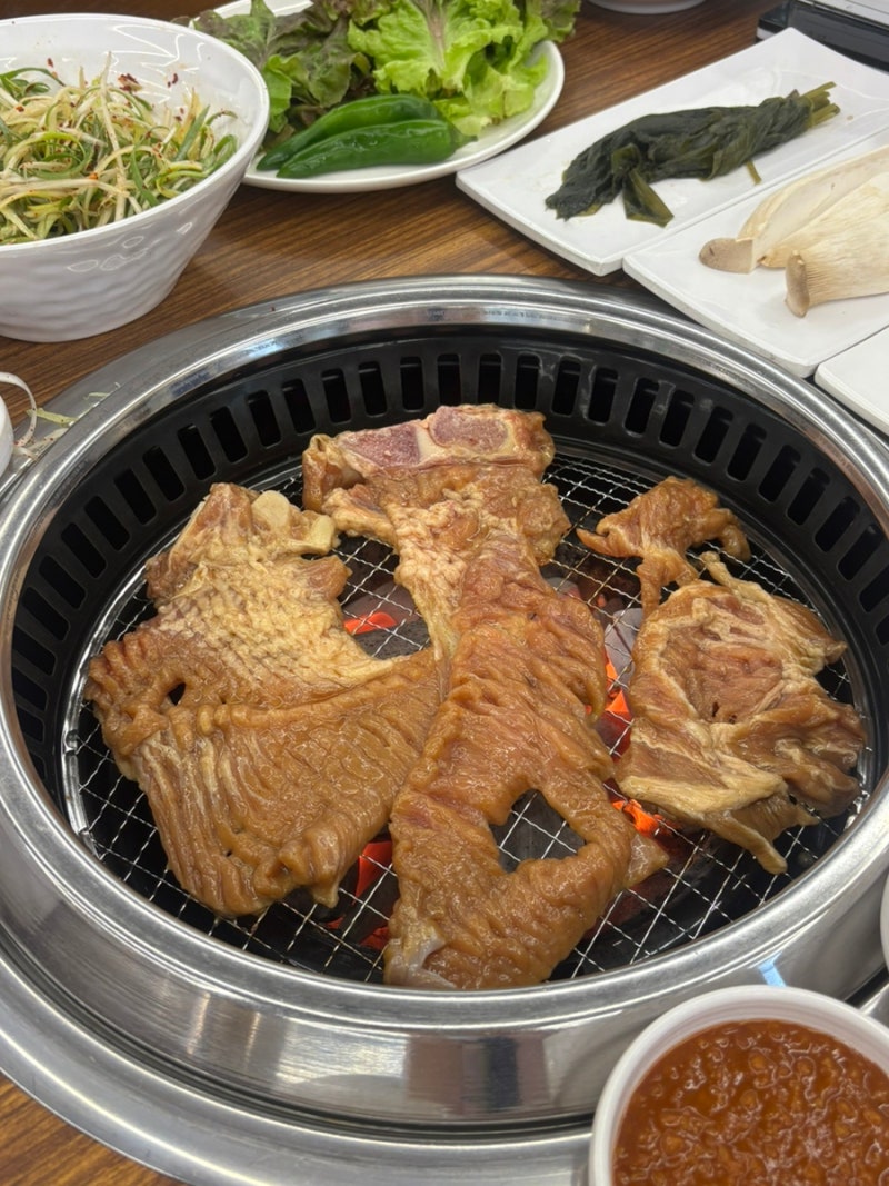 익산시청 맛집 솔가숯불갈비 익산마동점 수제돼지갈비 가족외식 추천