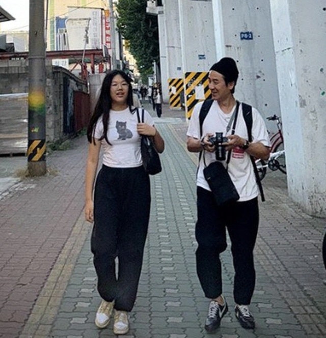 “이거 먹고 큰 적 1도 없어요!”…엄태웅 아내 윤혜진, 딸 키 성장 비법 사칭에 결국 폭발