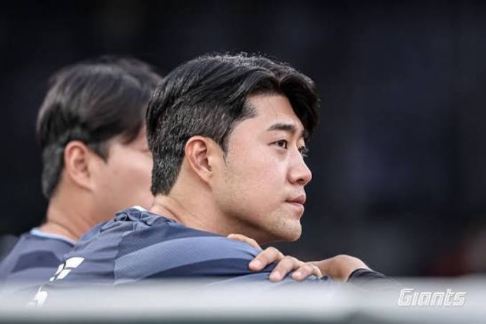 “아 또 가을이구나” 롯데 윤성빈 가을 되자 153km, 또 시작된 희망고문