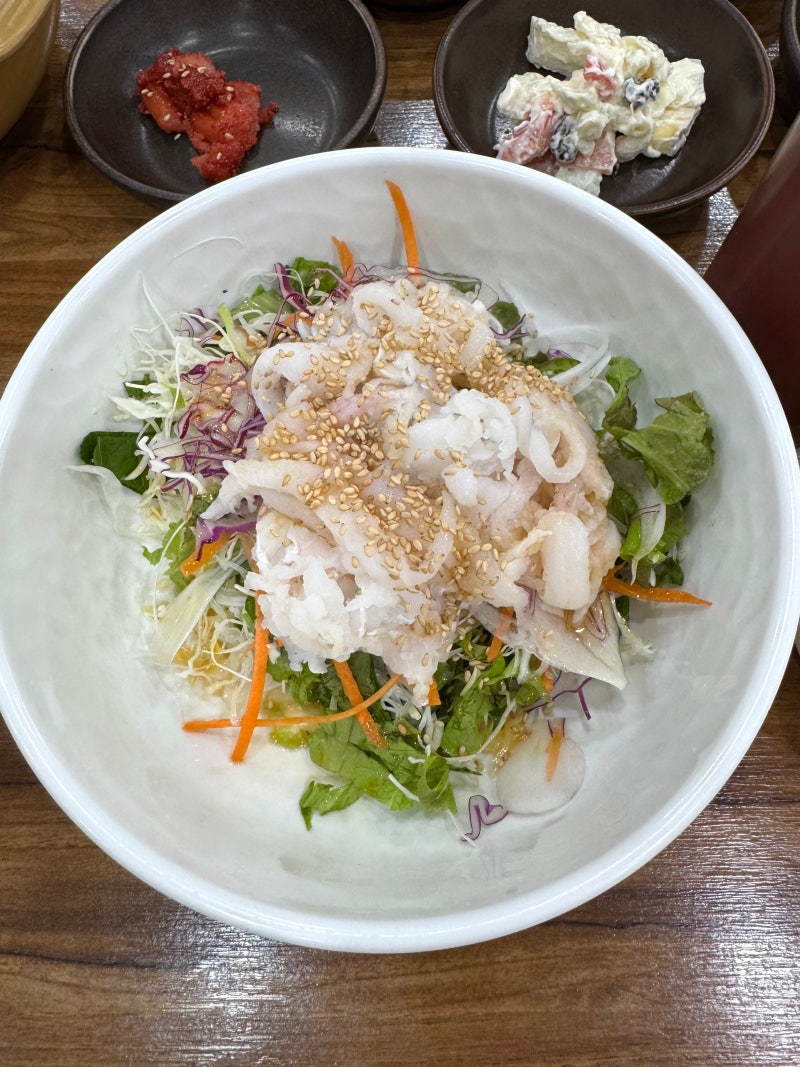 속초 물회 맛집 영금정 근처 영금물회 자연산 세꼬시 후기