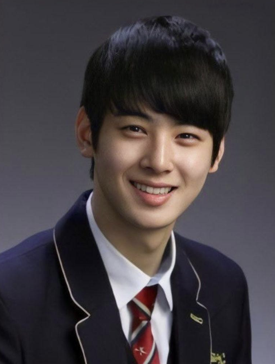 차은우, 연예인 생각도 없었는데 학교 축제서 캐스팅…전교 3등 하던 학생의 반전
