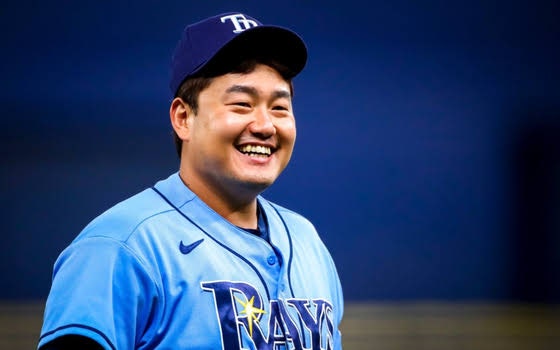 최지만, 2027 KBO 신인드래프트 지명 결과 직접 확인