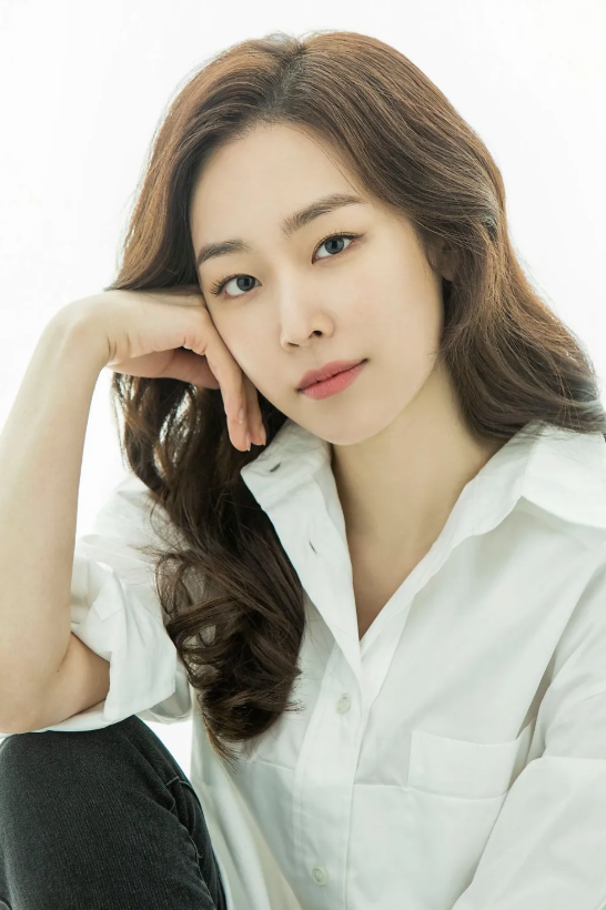 “SM 걸그룹으로 데뷔했는데 1년 만에 끝” 25년 뒤 톱배우가 된 반전 인생