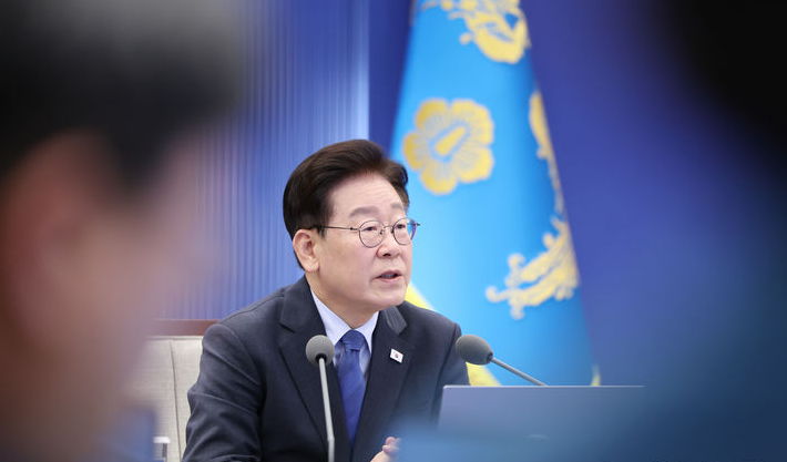 이재명 대통령, 지지율 하락 속 18일 기자회견