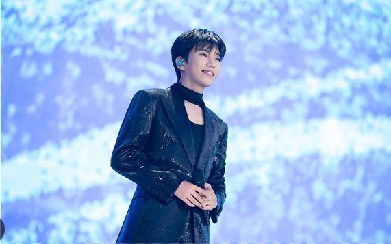 임영웅 콘서트 성료! 9만 5천 영웅시대와 만든 하늘빛 축제…신곡 ‘모이세’ 뮤비 공개