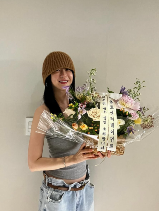 ‘김부장’ 땅강아지가 <b>결혼</b>한다고?” 9세 연하 예비신부 <b>이수진</b>, ....