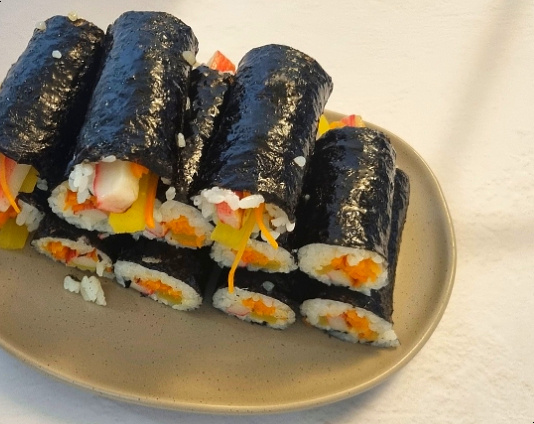 당근 꼬마김밥 만드는법｜당근 듬뿍 넣어 아삭하고 맛있는 한입 김밥 레시피