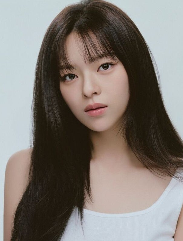 JYP 떠나자 얼굴이 확 달라진 트와이스 정연, 알고 보니 회사만 바뀐 게 아니었다