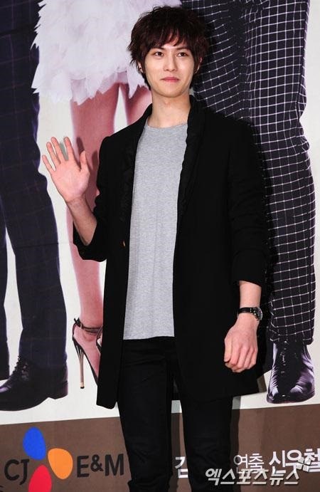 대한민국을 시끄럽게한, 씨엔블루 이종현은 왜 8년 만에 나타났나? ‘정준영 단톡방’ 논란....