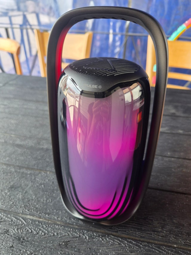 JBL PULSE6 펄스6 블루투스 스피커 무드등과 야외 활용까지 살펴본 리뷰