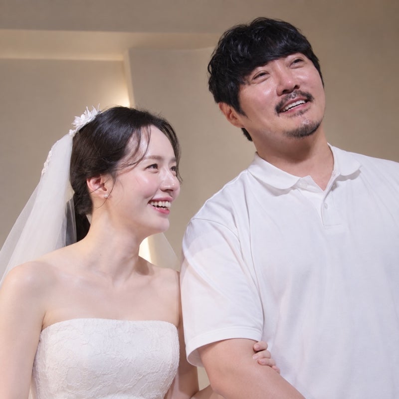 KCM 결혼식 왜 이제? 아내 방예원과 14년 만에 정식 결혼, 유재석 사회·김범수 축가