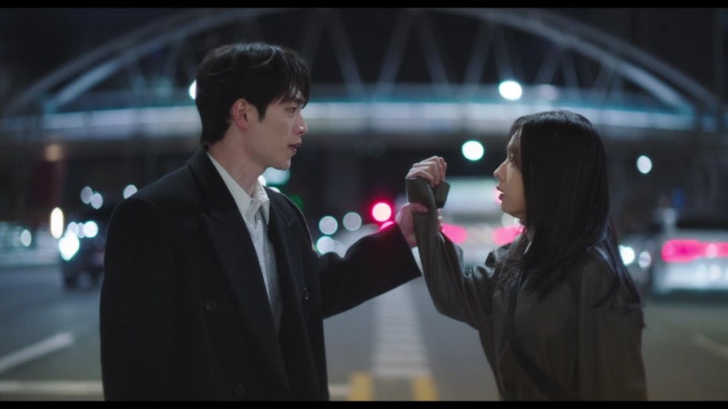 하루 만에 깔끔하게 끝난 줄 알았는데, 알고 보니 "기습 청혼"? '너 말고 다른 연애' 2회 서강....