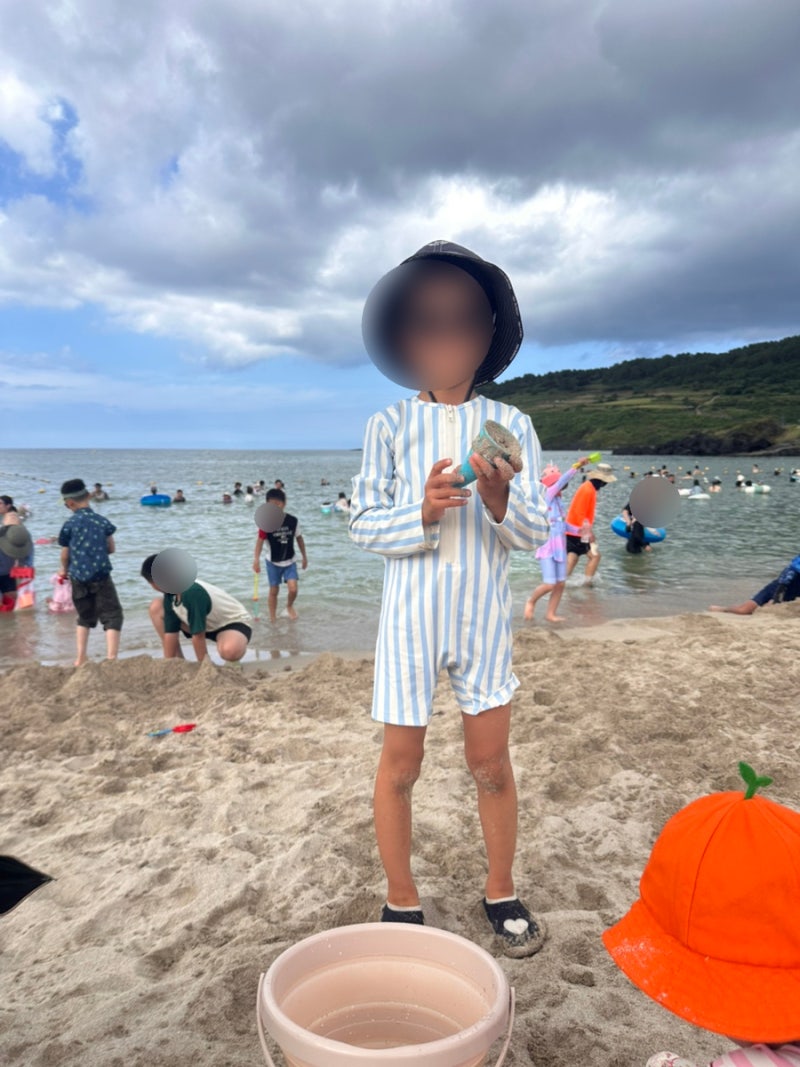 제주 함덕해수욕장에서 모래놀이, 에메랄드바다 힐링