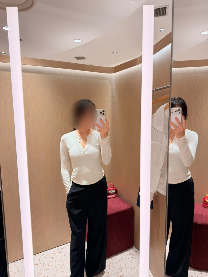 룰루레몬잠실 롯데백화점 룰루레몬 신규 매장, 롯데월드몰과 비교해보니