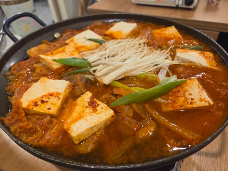 흑돼지 김치찌개 맛집 마구아 만안구청점 안양 점심 맛집 추천