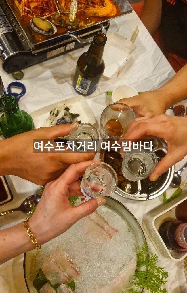 여수여행 여수밤바다 가볼만한곳 하멜등대 근처 여수낭만포차88번 돌문어해물삼합