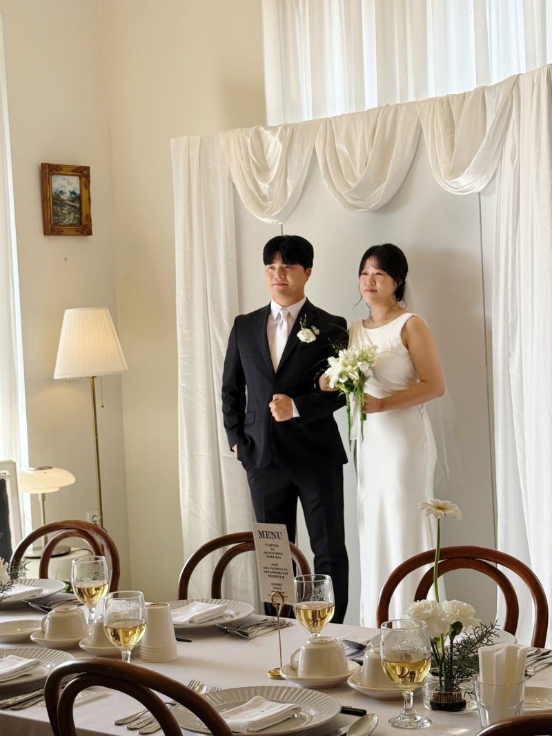 대전스몰웨딩 장소 추천 후기 - 홀 보증인원, 감성적인 스몰웨딩 베뉴 찾는다면 대전플로르