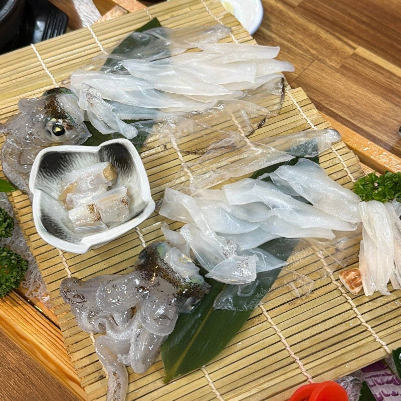 무늬오징어 맛집 당일 예약 필수 석도수산 주차 가능 인생 활어회 먹통찜