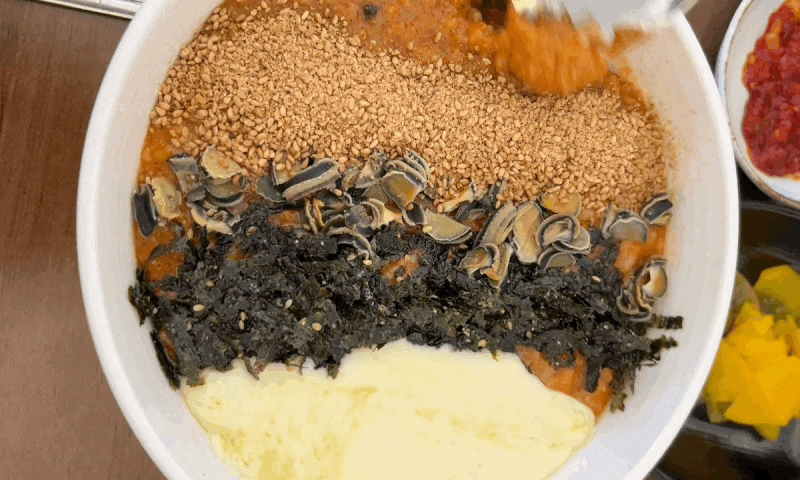 강릉 경포대 세인트존스호텔 맛집 찾는다면 울릉도며느리본점 강릉장칼국수 따개비장칼국....