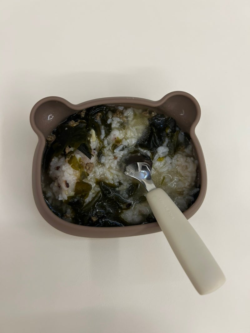 입 짧은 아기를 위한 귀찮음 대마왕 엄마의 유아식6, 무염 미역국 끓이기 레시피 (채수 활용)