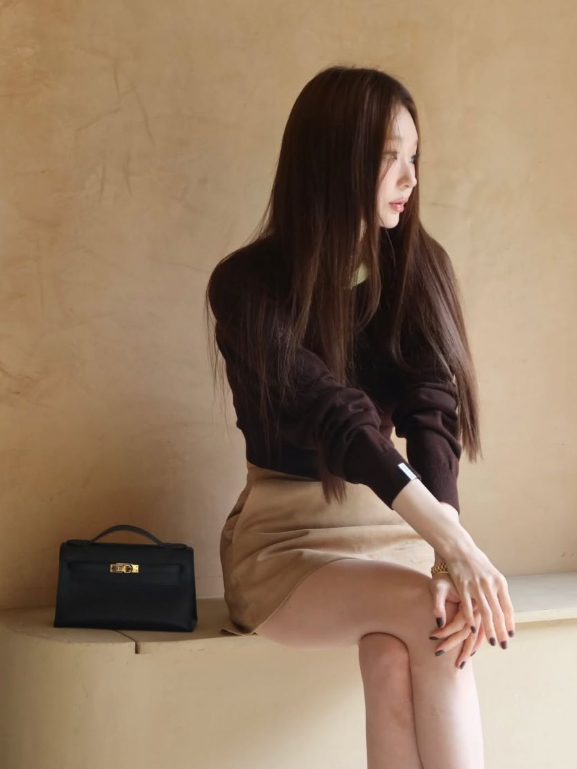 "20년 운동해도 식단은 이렇게" 강민경, 가지 1개로 만든 저탄수 한 끼