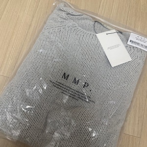 [소비 일기] 망고매니플리즈 MMP NEFF LINEN CROP KNIT MILKY GREY 네프 크롭 니트 밀키그레이 리뷰 및 ....