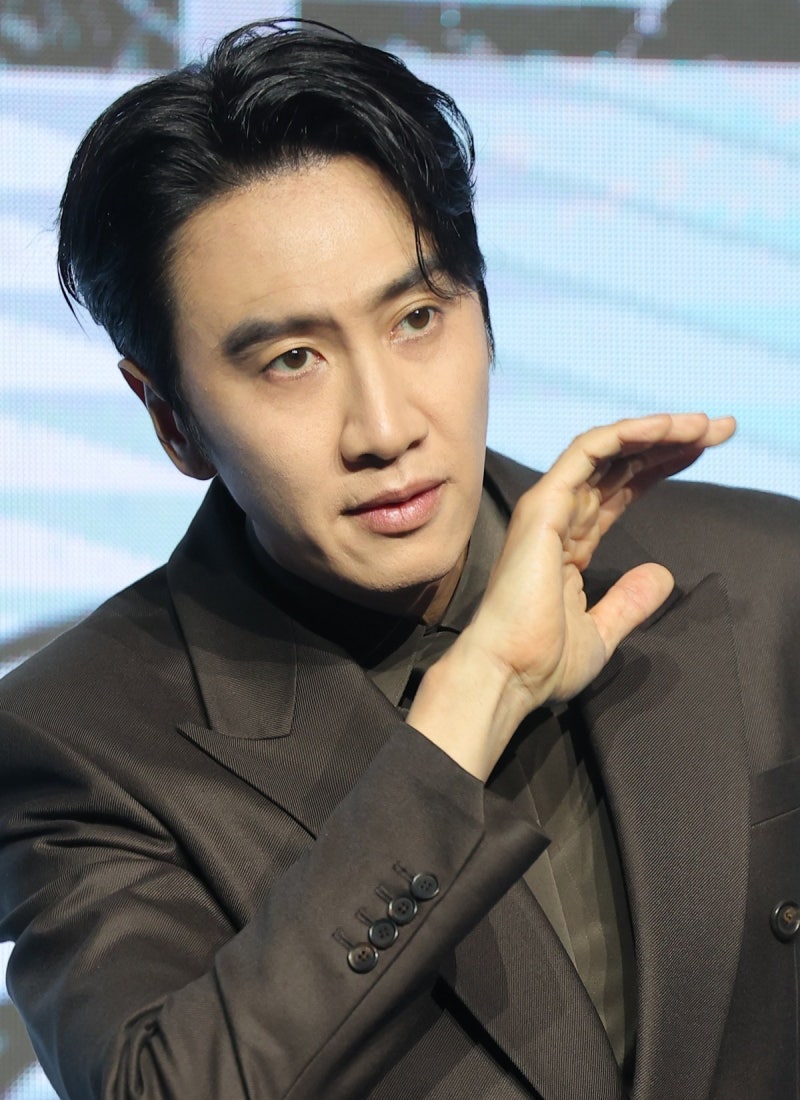 한국에서는 몰랐던 해외 인기… 박서준·이민호·김수현·현빈·이광수의 실제 위상