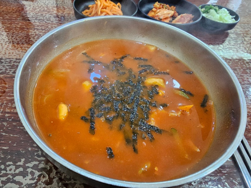 장수제비 먹어봄?) 장칼국수 국물에 수제비를 넣은!!) 강원도 고성 수제비집 (+웨이팅 있음