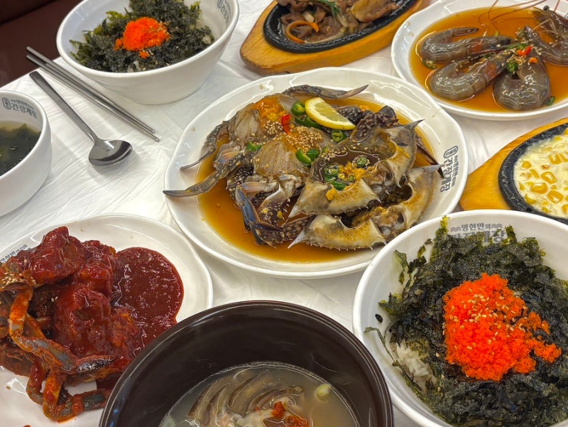 합정역 맛집 명현만간장게장 본점 퇴근 후 아내와 암꽃게 정식 저녁 데이트