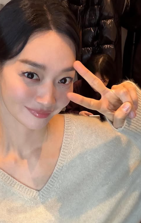 “시댁이 촬영장에 커피차 보냈다” 신민아 프로필 나이 키 학력 남편 김우빈 결혼 가족 재....