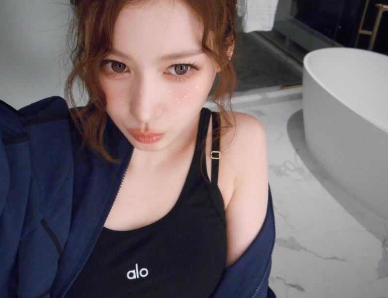 트와이스 사나가 11년째 힘을 내는 이유, 결국 또 ‘멤버들’이었어요