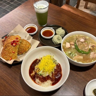 북촌 맛집, 안국역 맛집 추천 | 호이식 종로 안국 솔직후기(닭구이칼국수 추천)