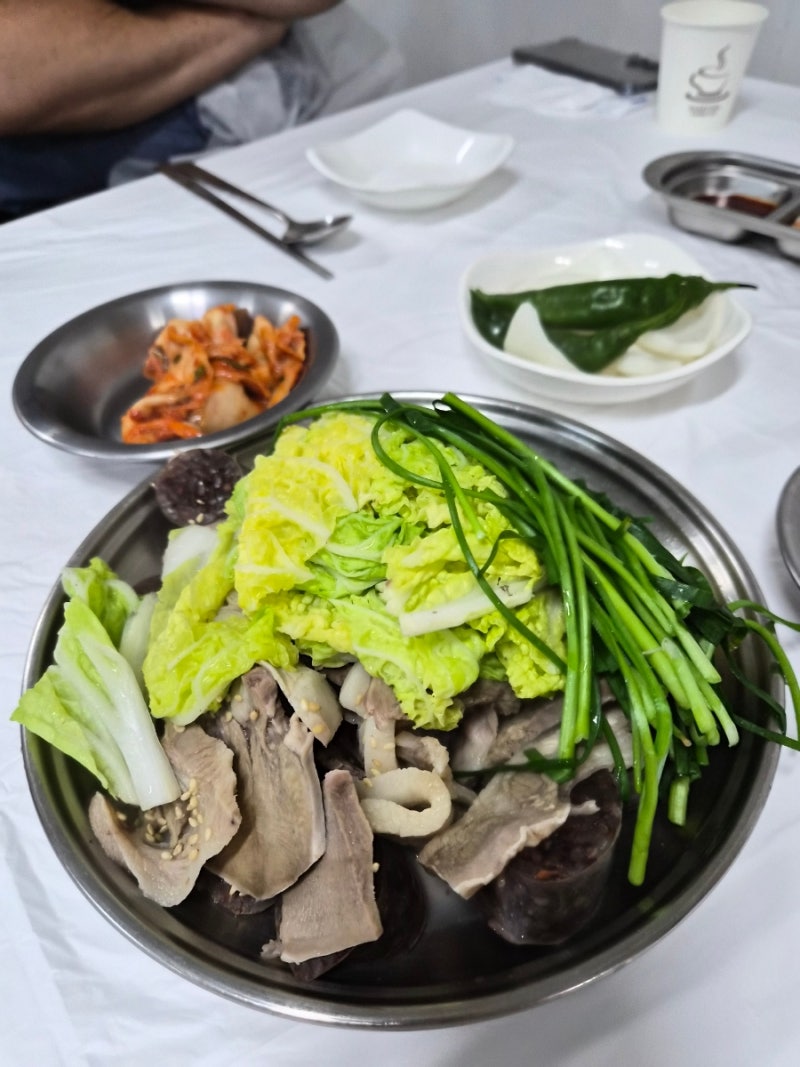 순천 웃장 국밥거리, 살찐식당 돼지머리국밥
