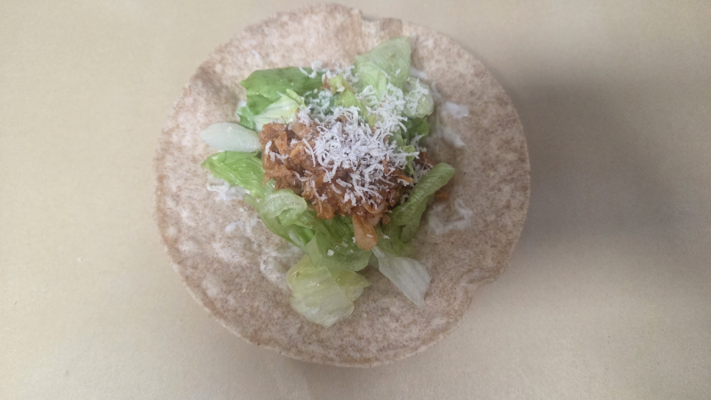 다이어트 치킨랩｜5분도 안 걸리는 닭가슴살 통밀 또띠아 2개 약 255kcal